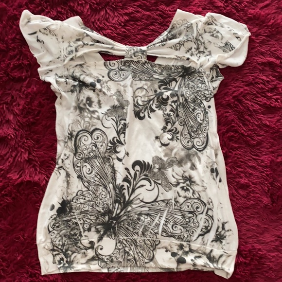 Maternity cream and grey butterfly floral top 🦋 - Picture 5 of 11